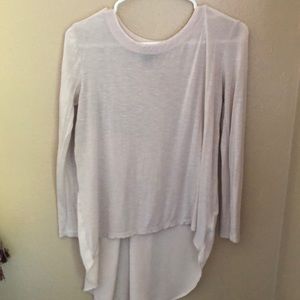 Cute top with half sheet back